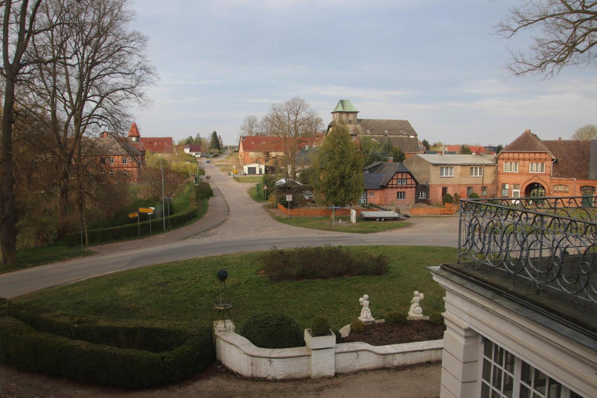 Schloss Badow Eksteriør bilde